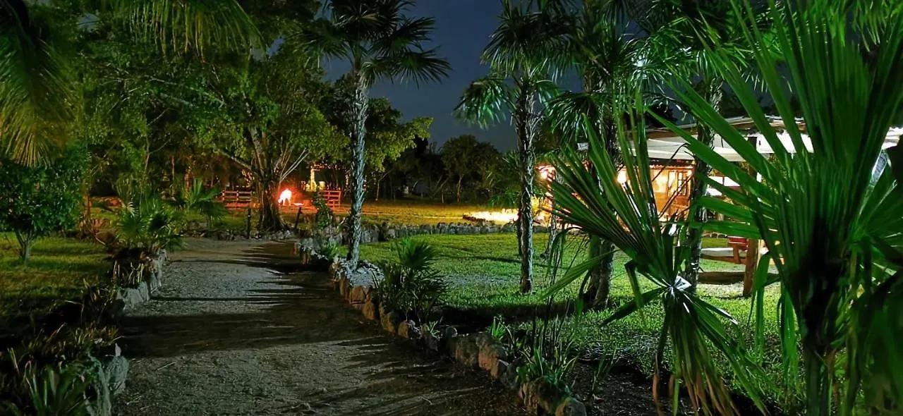 Hotel El Chital Raudales 3*,