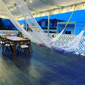 casa-margarita.mazatlan-hotels.com/